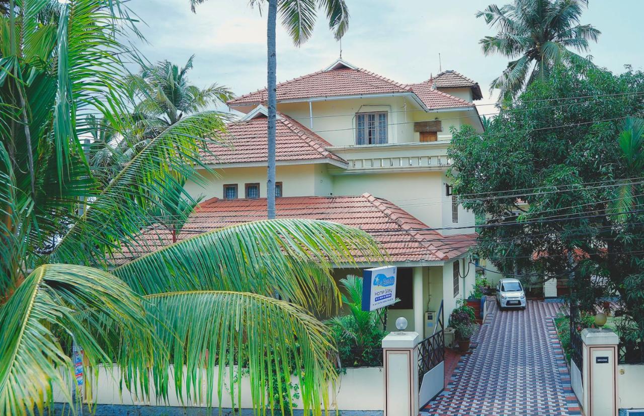 La Exotica Hotel Varkala Exterior photo